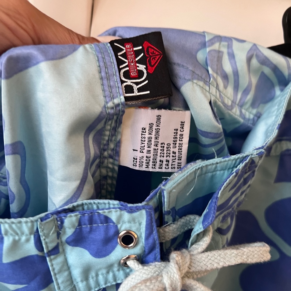 Vintage Women’s roxy board shorts